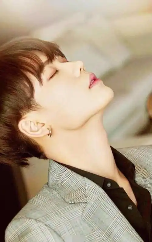 百分之九的喉结合集每个成员都是极致撩人粉丝严重供血不足