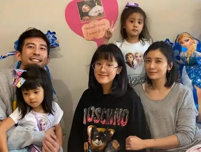 同样是时尚,王菲的女儿,焦恩俊的女儿,贾静雯的女儿,有差吗?