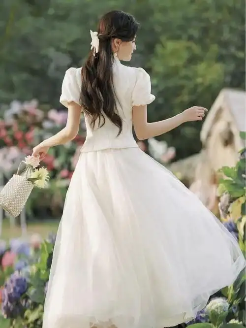 想要拍美全身照,姿势方面有模板,拍照自然漂亮很吸睛|全身|姿势|模板_