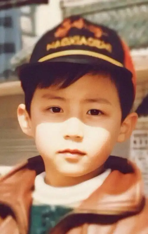 六一儿童节##黄景瑜幸福触手可及# 小时候. 来自璟--观 - 微博