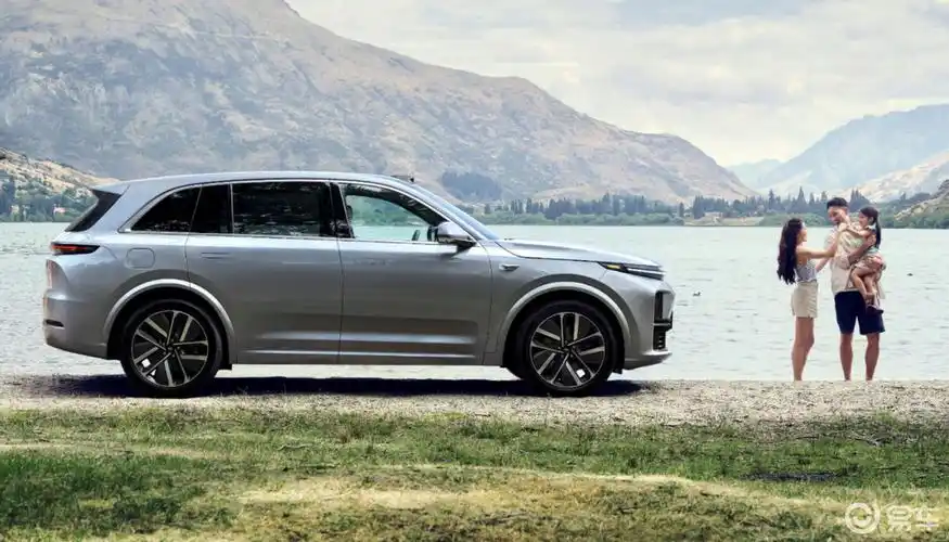 截至2024年2月29日,理想汽车在全国已有475家零售中心,覆盖142个城市