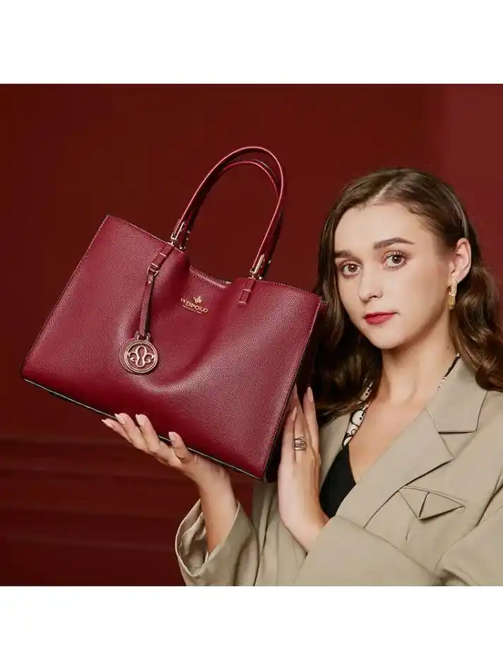 d.polo女包真的太好用了!大容量可以装下所有必备 - 抖音