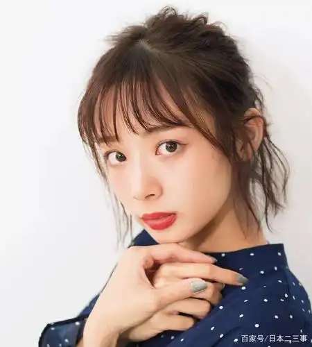 日本博主的"每日发型"走红ins,网友:这也太精致了