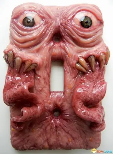 太恶心!国外艺术家重口味作品 晚饭前请勿观看