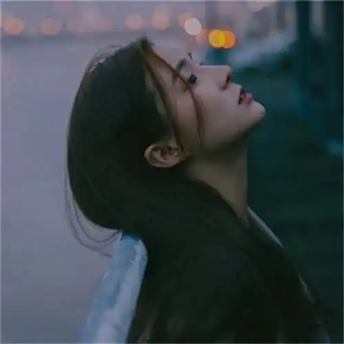 表达伤感伤心难过的头像图片大全痛到心碎一看就让人心疼的头像