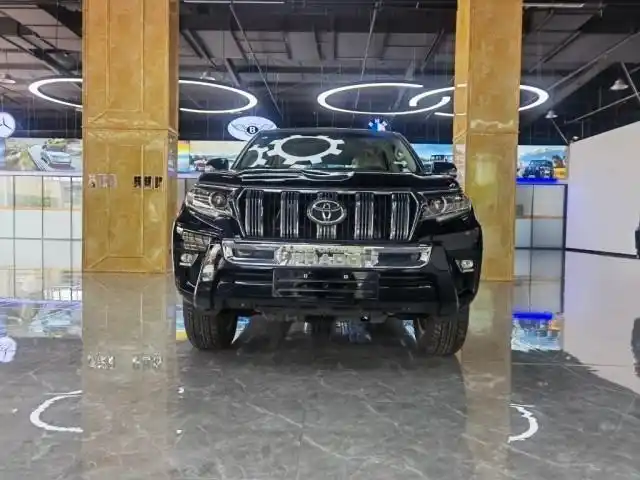 21款丰田霸道港口现车随提手续齐全