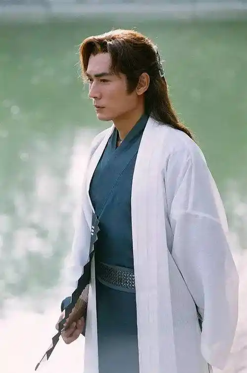 《宝莲灯》焦恩俊饰杨戬:帅气之外,更有魅力_眼神_身影_深情