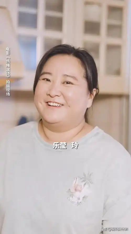 30亿票房引争议著名导演质问贾玲为何不舍弃部分收益做慈善