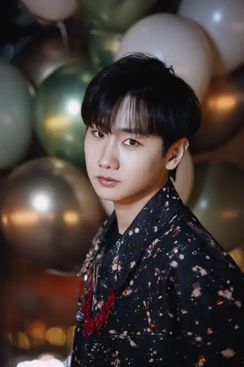 十位女歌手为汪苏泷新专打call##汪苏泷连发十条微博分享专辑新