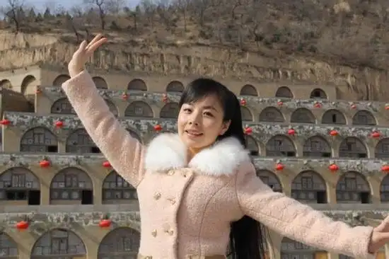 【转载】陕北民歌无冕之王——王二妮