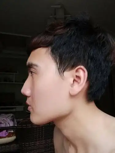 侧脸太丑了,咋办?