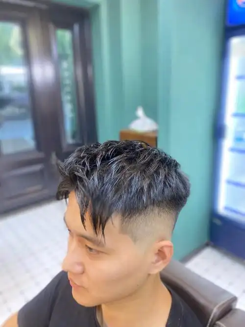 夏天男士专属发型