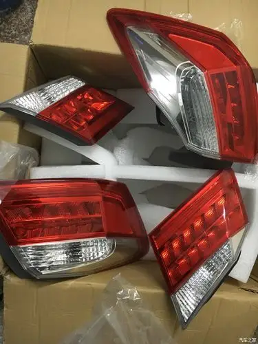 【图】新车拆出的原厂尾灯总成._雅阁论坛_汽车之家论坛