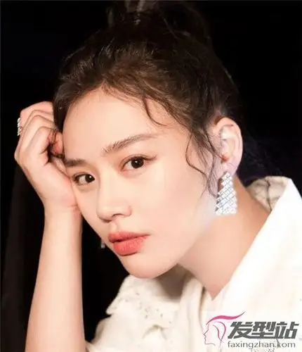 今年刘海流行趋势 胎毛刘海让你减龄十岁_发型站_最新流行发型设计