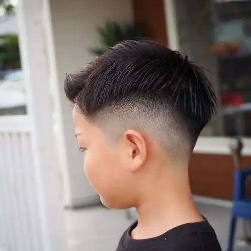 小男孩发型15款,又帅又精神,你儿子值得拥有插图12