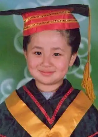 昔日小童星,今日初长成