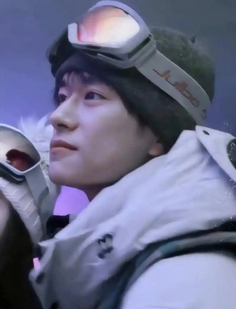 易烊千玺 #韦一航 #韦一航生日快乐 生日快乐小航98 祝 - 抖音