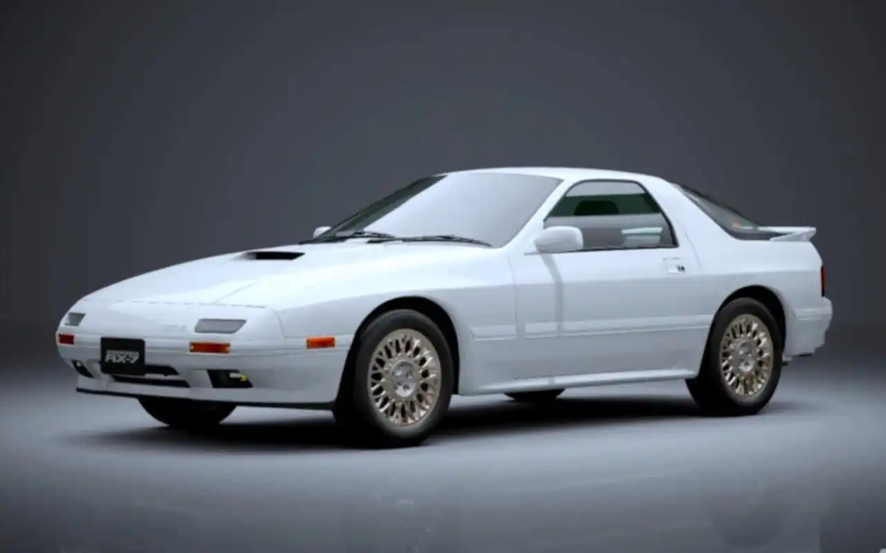 高桥凉介rx7为什么叫fc