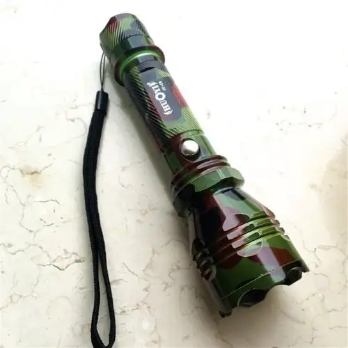 迷彩户外强光手电筒