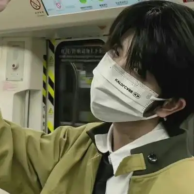 爆有质感既惊艳又小众的真人男生头像 有亲和力的温柔暖男头像