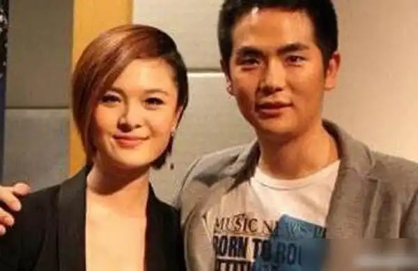 曹贵人陈思斯和温实初张晓龙因戏生情两人是恋人关系