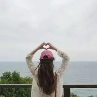 2020最个性微信头像背影【点击鼠标右键下载】