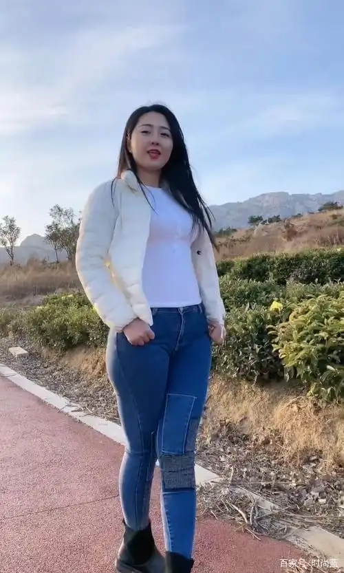 适合微胖女生的牛仔裤,百搭又个性