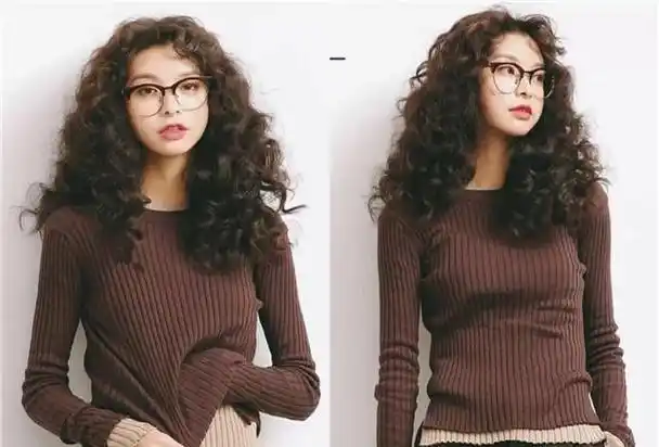 四五十岁的女人,发型适合不适合留长,试试这5款,显气质又好看