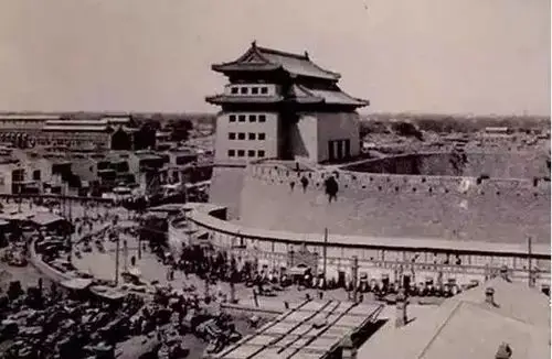 老照片穿越百年北京的历史变迁
