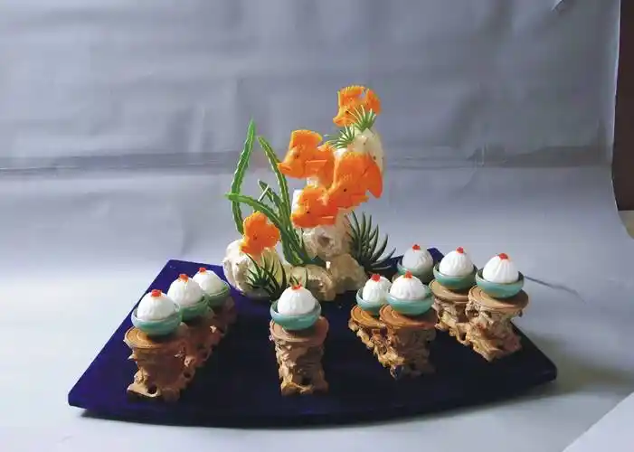 赵成良中国烹饪大师作品集灌汤小笼鱼圆-金瓜大连鲍_浙江省_金奖_大赛