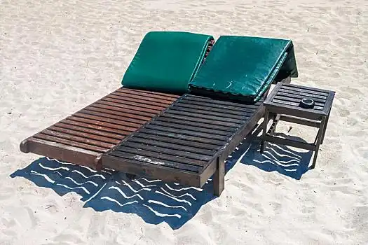 折叠躺椅图片