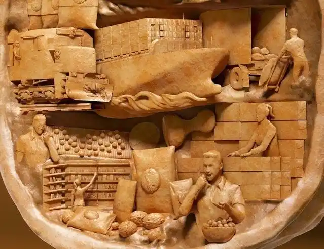 微雕艺术坚果里的大世界