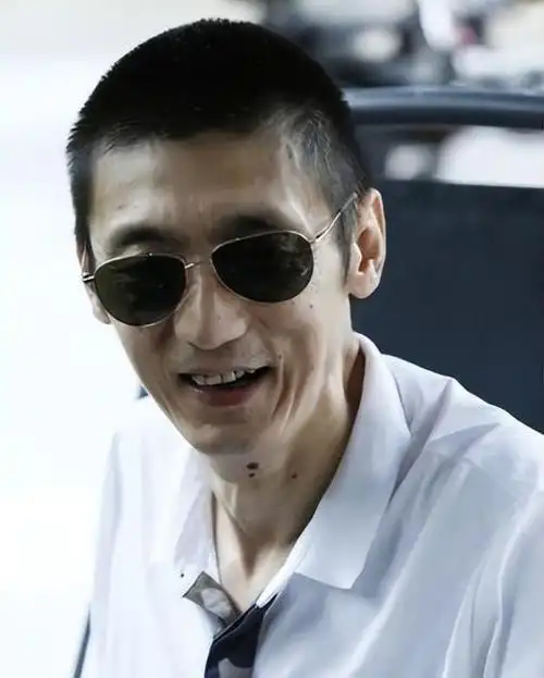 陈小艺的"狂欢",刘惠宁的隐忍,是对"婚姻的高级羞辱"