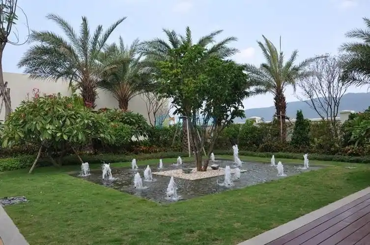 融科蓝立方小区园林水系景观实景