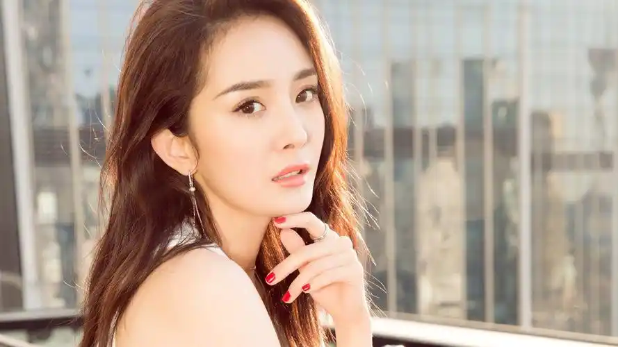 明星杨幂明星风尚壁纸1