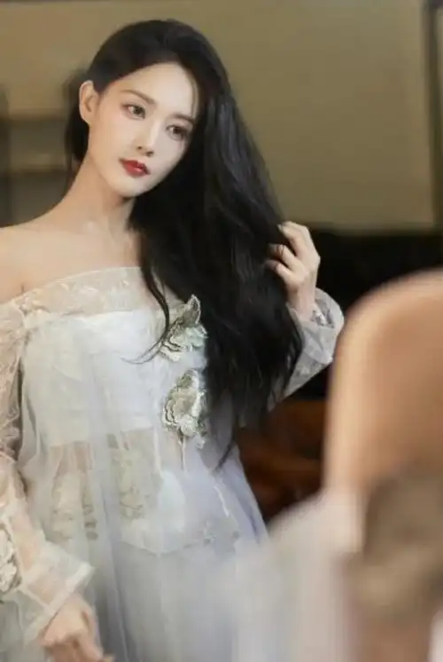 李一桐回复金晨