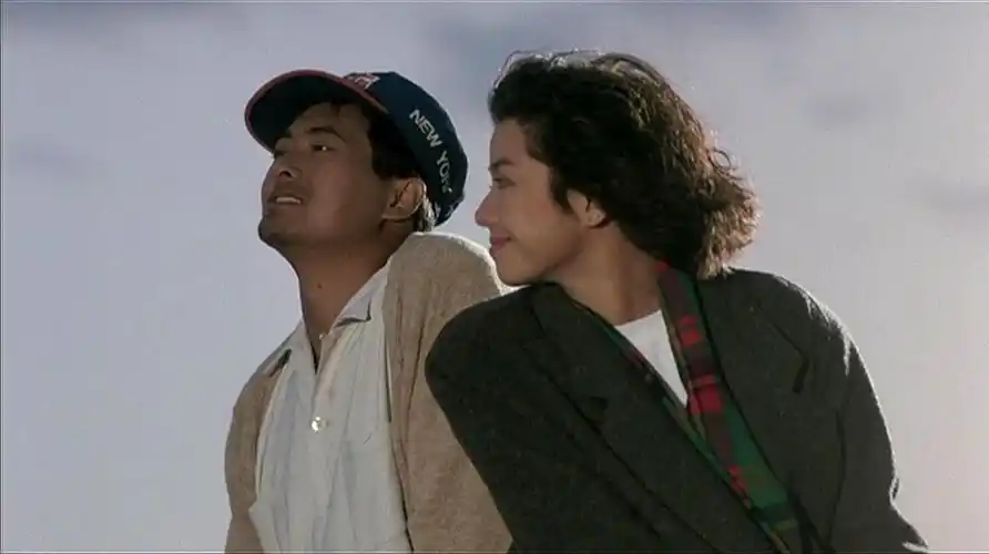 秋天的童话里的周润发和钟楚红上演爱情故事,发哥对女人真好