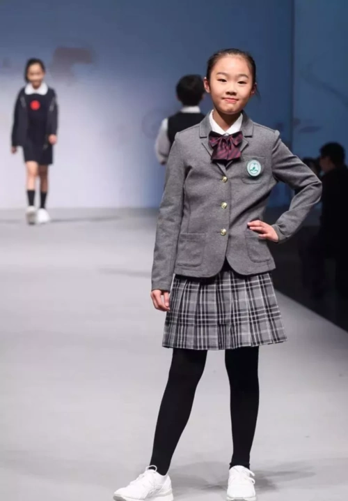 同学们对自己的校服满意吗北京市中小学校服色彩体系发布