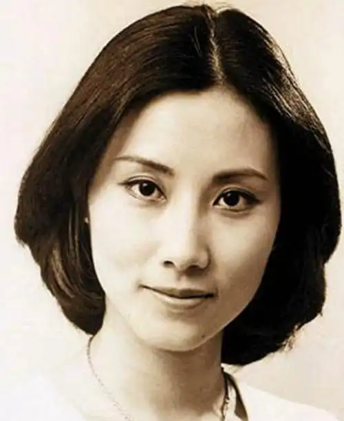 年轻时期的吕中