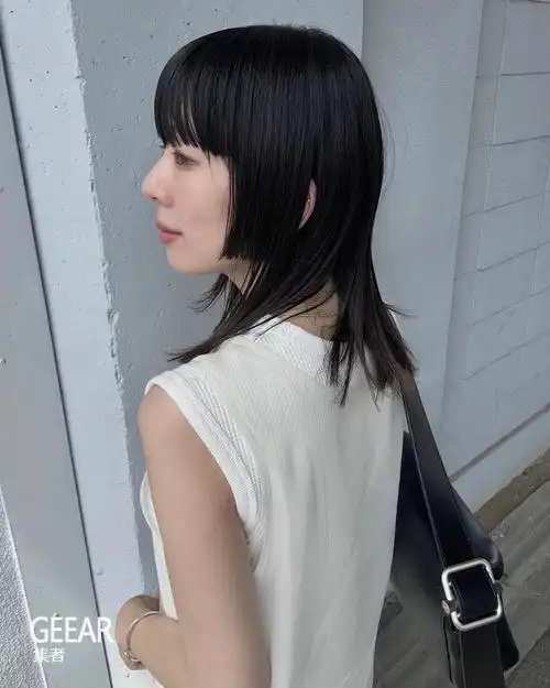 精选4款中长短发帮你轻松度过头发尴尬期