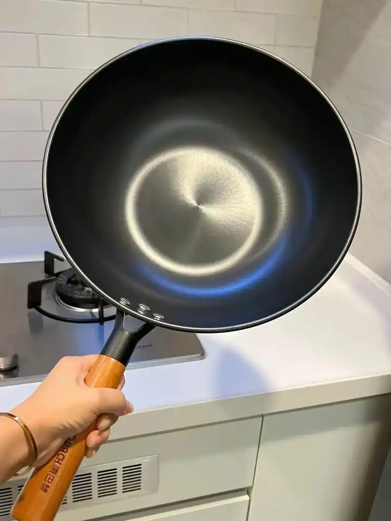 康巴赫解约清仓手慢无82.康巴赫这款铁锅锅体经过高温渗氮处理 - 抖音