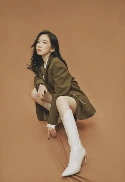 而且孟美岐是队伍中为数不多的几个可以跟杨超越的热度不相上下的