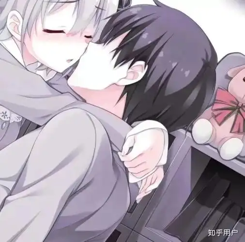 有哪些亲亲的情侣头像