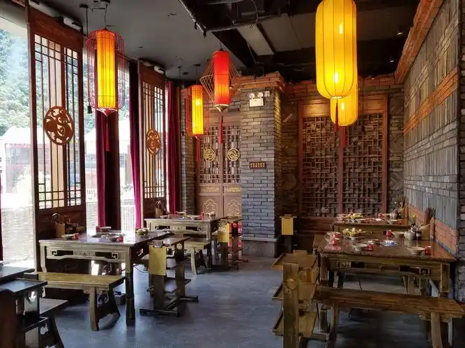 小龙坎的装修还是不错的