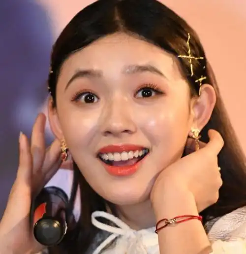 梨形鼻却依然好看的女明星邱天有清冷感任敏被称作电影脸