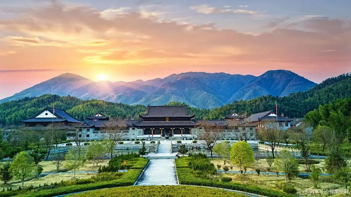 广东铜鼎山旅游区,位于风景秀丽的汕尾市,是一处集休闲,娱乐,观光于