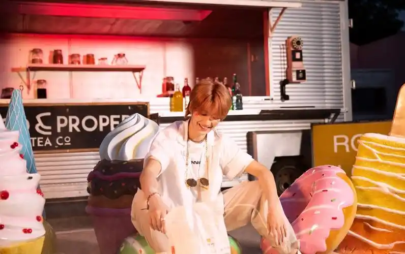 林凡新歌mv时尚海报图片,分享一组林凡图片给大家,图中的明星图片壁纸