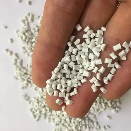 优惠供应pbt塑料粒子