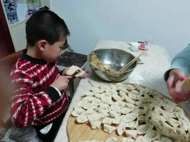 家宴之过年饺子 高国豪