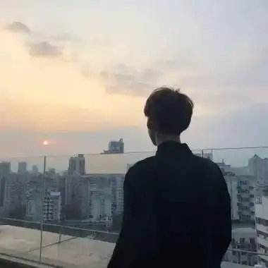 真人蓝色海边侧脸男生头像图片 2023忧郁微信男头图片合集